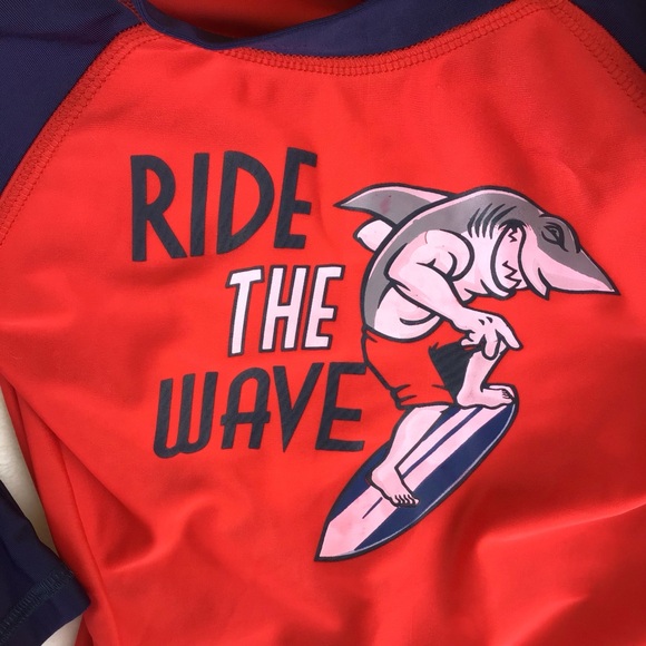 Tony Hawk Red & Navy 'Ride The Wave' Long-Sleeve Rashguard - Picture 3 of 4